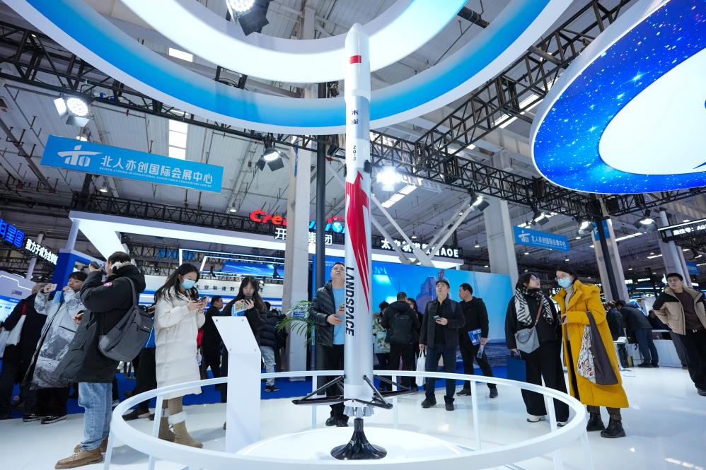 将算力“搬”上天，我国加快太空算力产业生